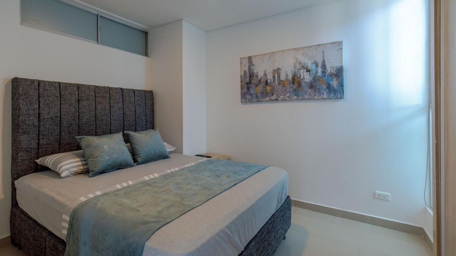 Apartamento De Tres Alcobas *
