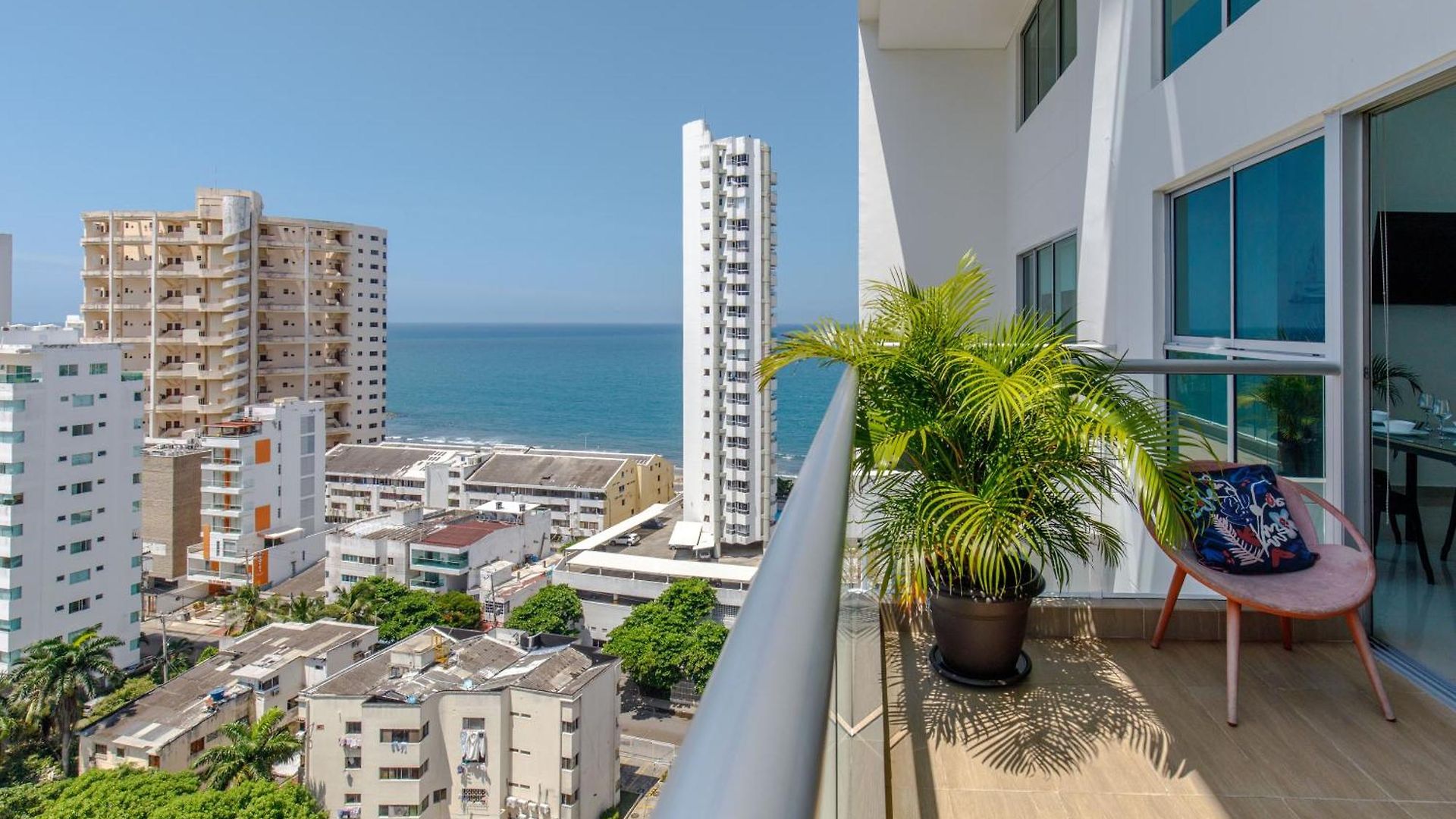Apartamento De Tres Alcobas Cartagena