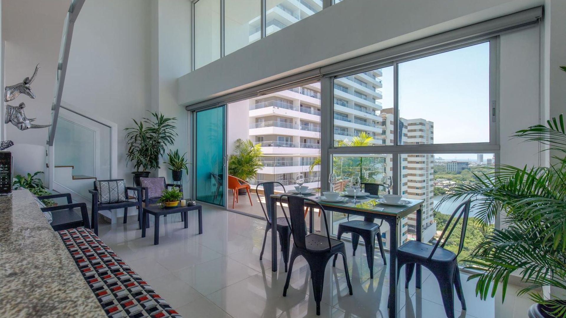 Apartamento De Tres Alcobas *