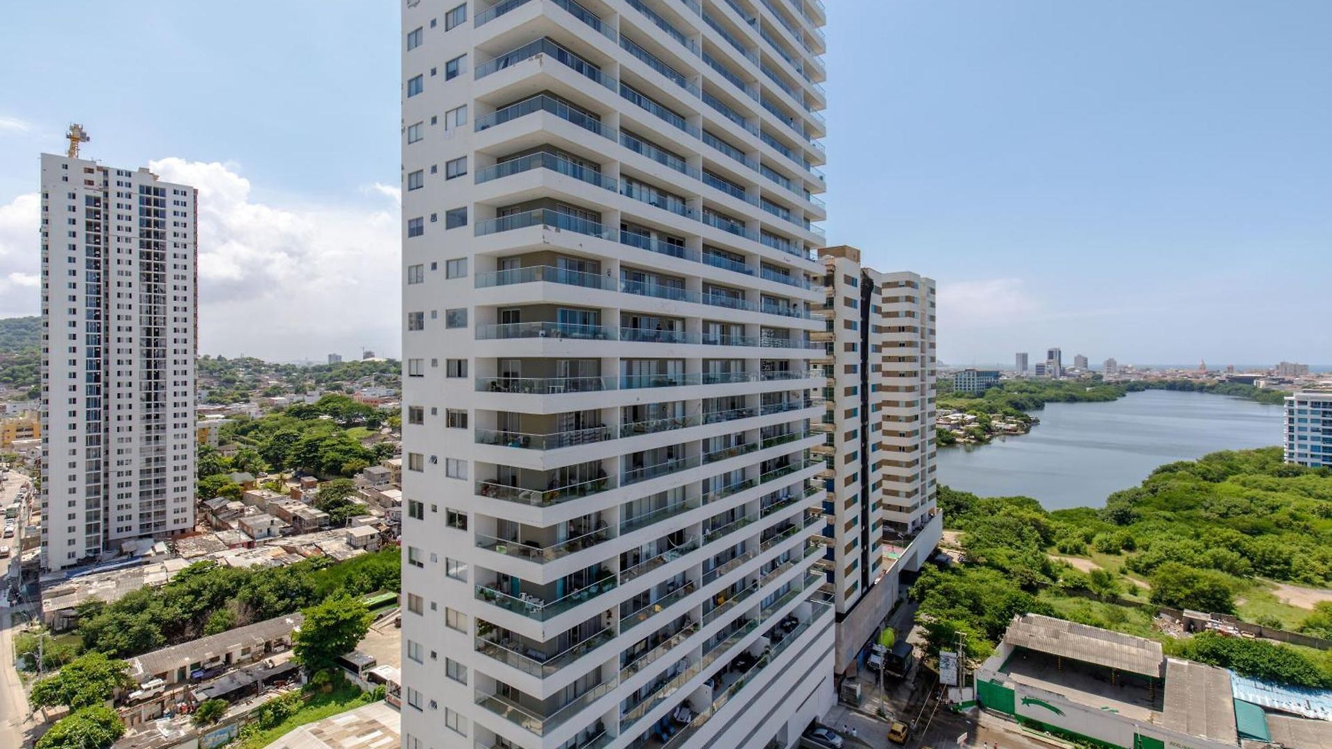Apartamento De Tres Alcobas Cartagena