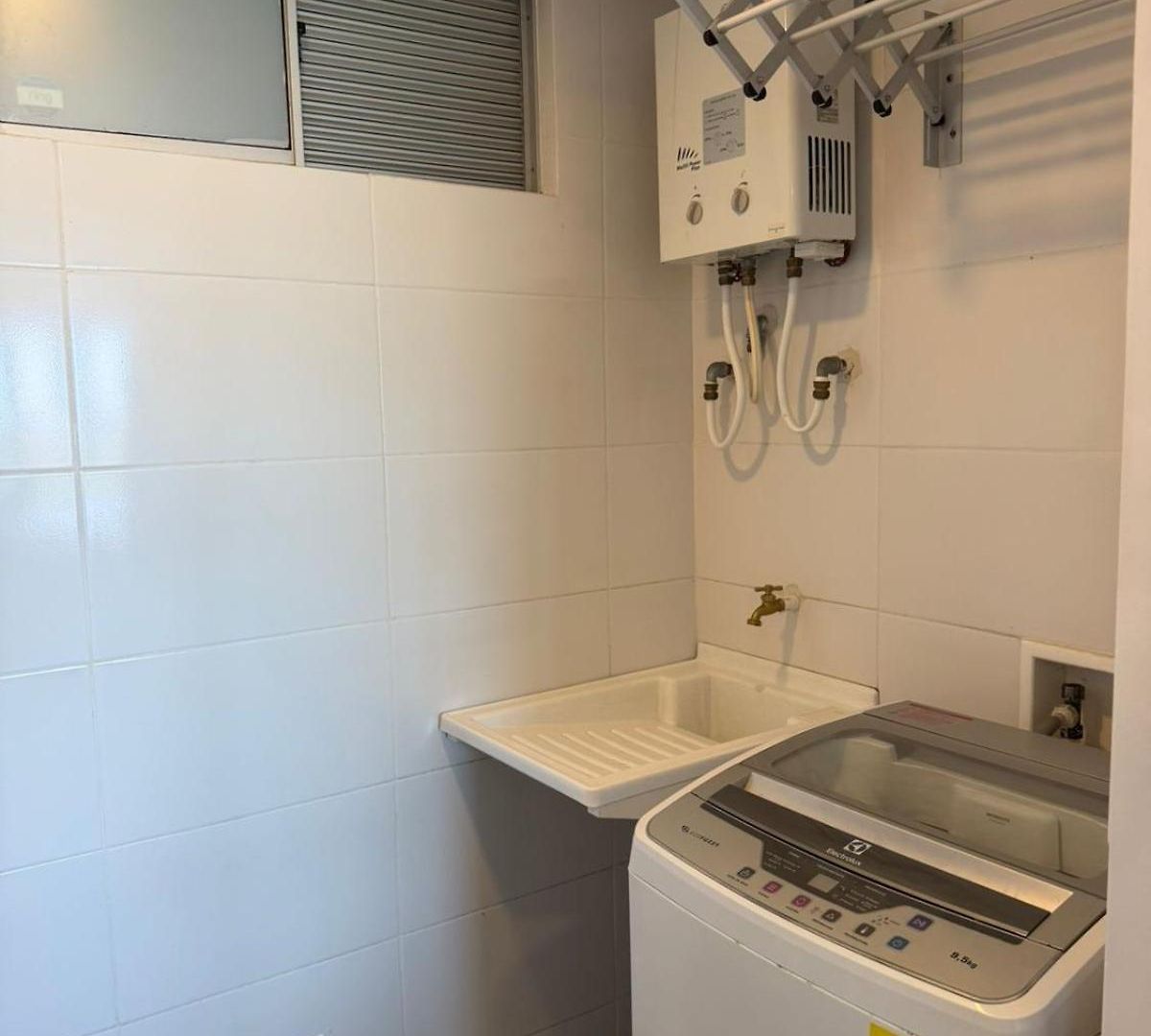Apartamento De Tres Alcobas