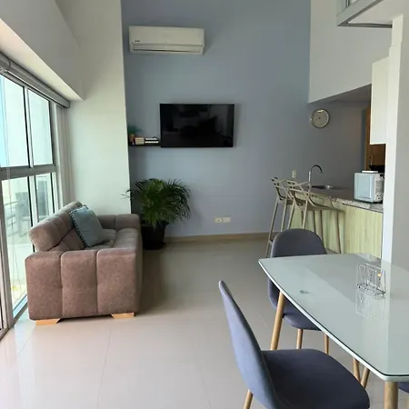 De Tres Alcobas Apartment